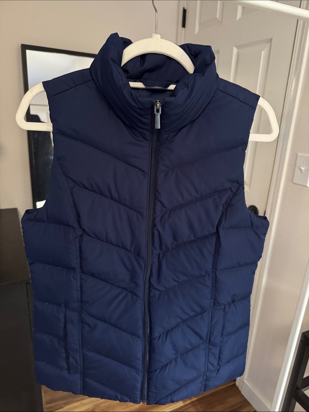 Land’s End Women’s Down Puffer Vest Small Tall